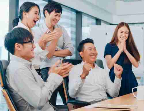 在传奇国际学习、、成长茁壮