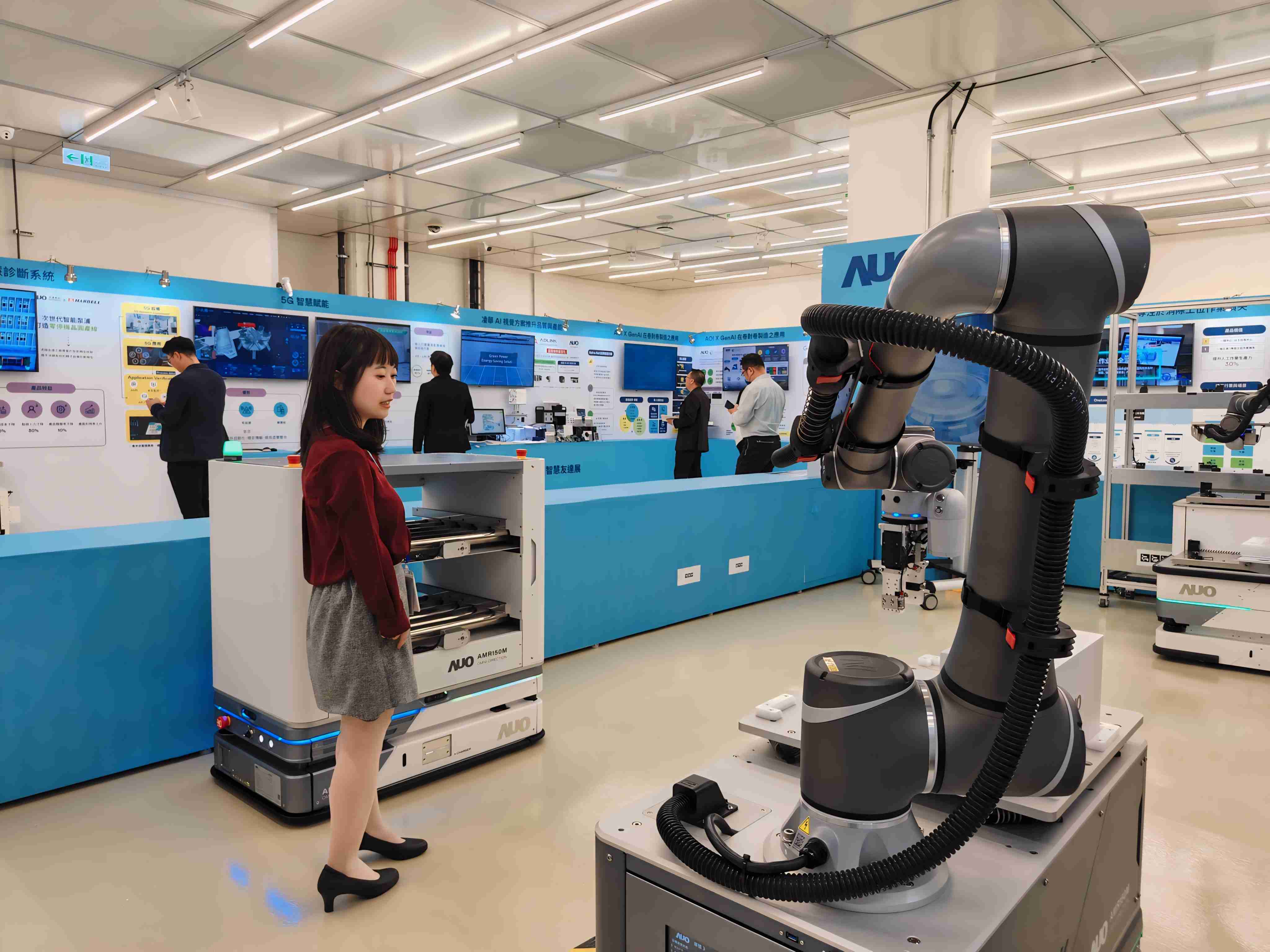 2024智能传奇国际展邀集生态圈伙伴共同参展，，从数字应用、、、、净零减碳到能源发展，，，创造全方位永续商机，，携手生态圈伙伴迈向永续未来